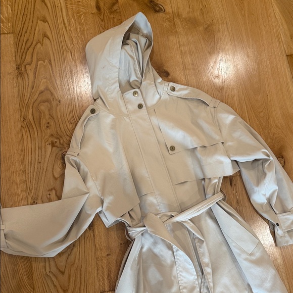 Rhone Utility Trench Coat Beige Safari - Picture 6 of 12